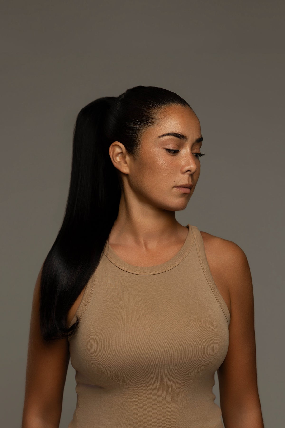 PONYTAIL BLACK